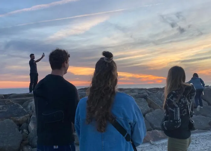 Behappy & Brunch אכסניה איזמוריס