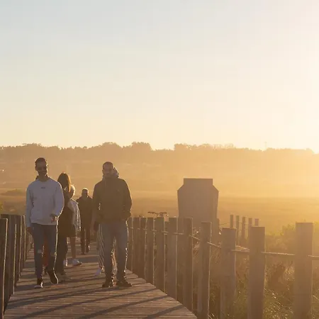 Hostel Behappy & Brunch